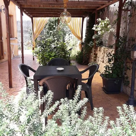 Il Fiore Guest house Posada (Sardinia)